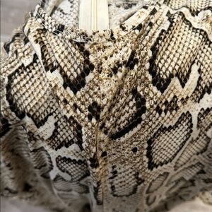 Onesie Snakeskin Large